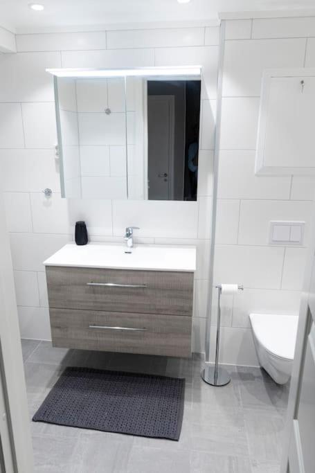 Ferienwohnung 5 Minutes To Downtown Arendal-Free Parking Exterior foto