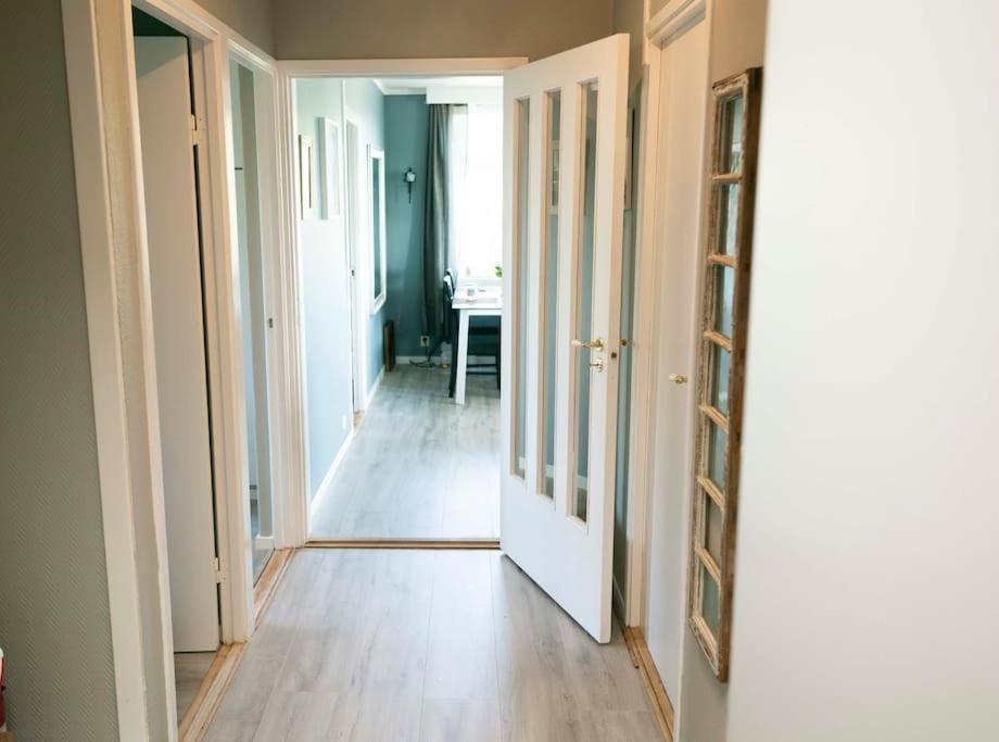 Ferienwohnung 5 Minutes To Downtown Arendal-Free Parking Exterior foto